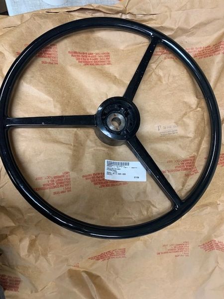 M915 SERIES STEERING WHEEL 81553C1, 2469-00, 2530-01-131-3371 NOS