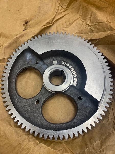 M977 HELICAL LEFT BANK GEAR 5144677, 3020-01-082-3471 NOS 