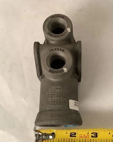 HEMTT CONTROL VALVE 56929AX, 11669272, 4820-01-170-5380 NOS