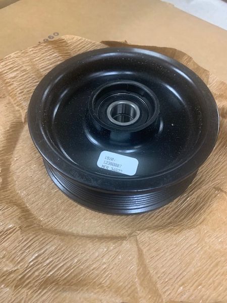 M998A1 IDLER PULLEY RCSK18690, 12380007 NOS