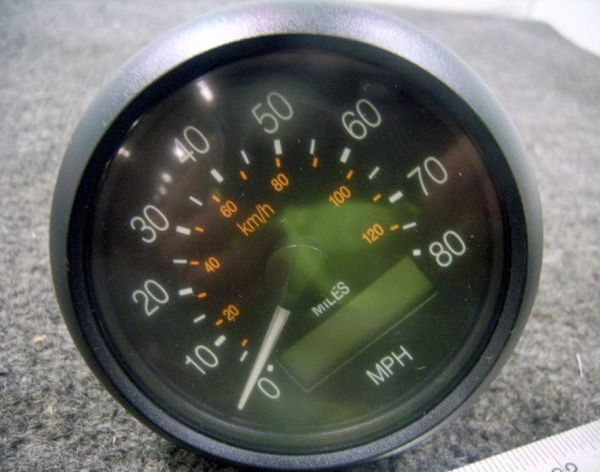 FMTV SPEEDOMETER 12423149, 6680-01-523-4652 NOS