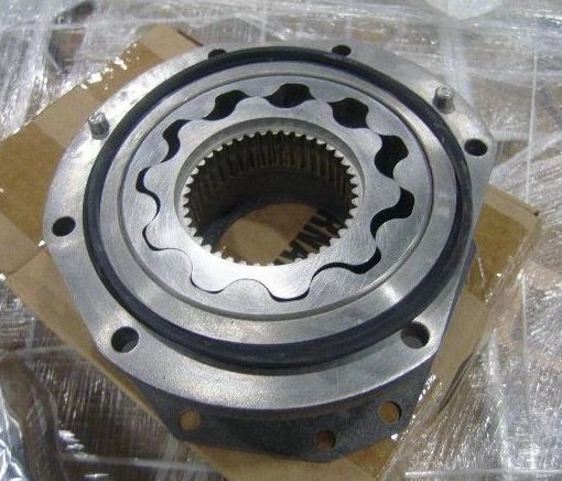 MRAP OIL PUMP ASSY 1833357C95, 2815-01-556-5127 NOS