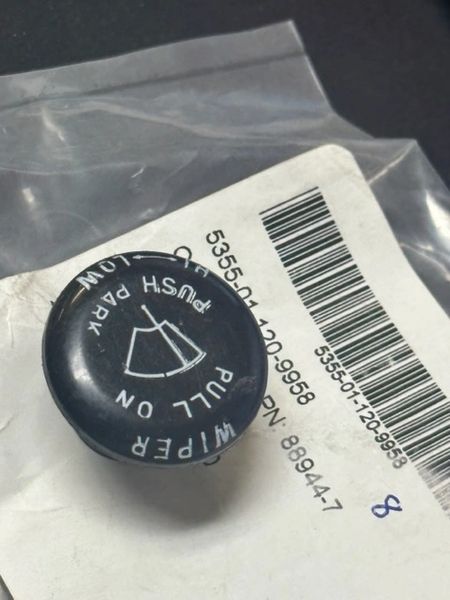 HEMTT WIPER KNOB 5731519, 88944-7, 5355-01-120-9958 NOS