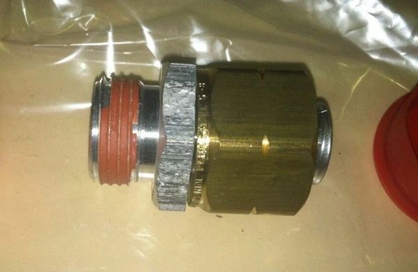 M939 STRAIGHT TUBE ADAPTER 12363558-2, 4730-01-279-1519 NOS
