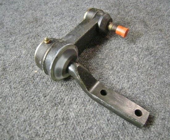 M998 IDLER ARM 12460467, 39803B1, 6004839, 2530-01-420-3839 NOS