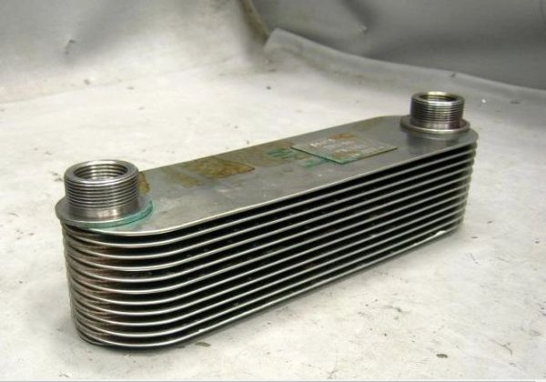 OIL COOLER 10875136, 8529879, 2930-00-767-7882 NOS