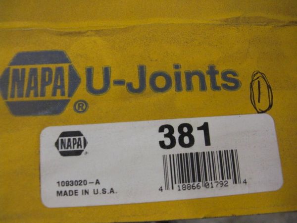 NAPA UNIVERSAL U-JOINT 381 NOS