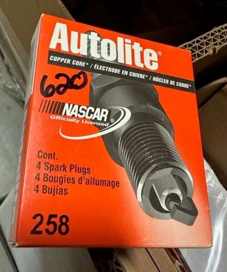 4 AUTOLITE SPARK PLUGS 258 NOS