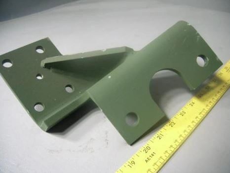 HEMTT BRACKET 1714900W, 5340-01-325-5914 NOS