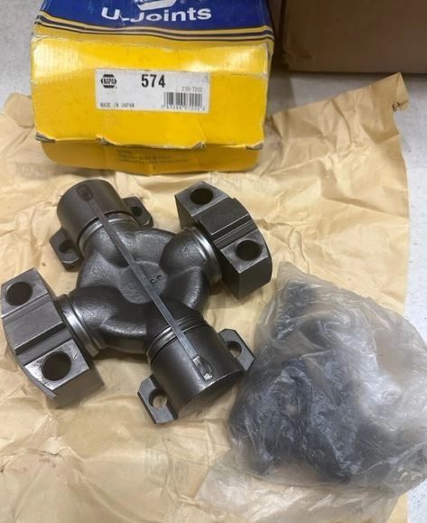 NAPA UNIVERSAL JOINT 574 NOS