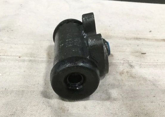 HYDRAULIC BRAKE CYLINDER 12637467, 34393, FD21083, WC21083, 2530-00-758-0039 NOS