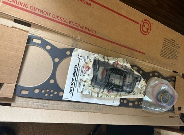 DETROIT GASKET KIT 23532333, 23501572, 5330-01-318-1949 NOS