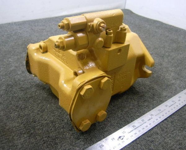 CAT HYDRAULIC PUMP 1687873, 4320-01-527-0761 NOS