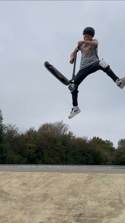 Corey biggs doing a kickless over a box