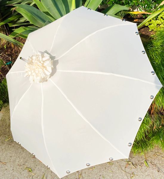 Chantilly Cream Parasol | Half-round silver pearls and ruffle top