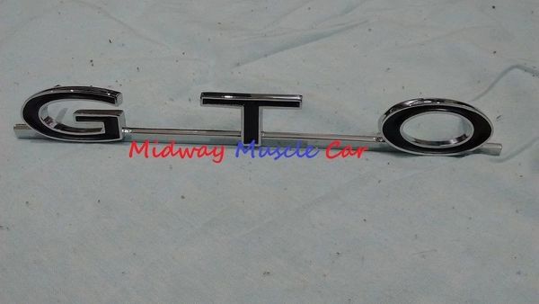 64 65 66 67 Pontiac GTO rear 1/4 panel emblem