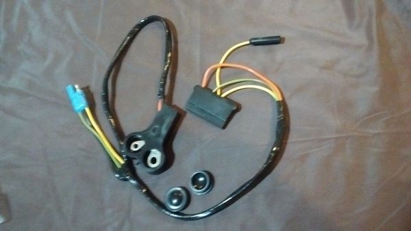 Voltage regulator to alternator Wiring Harness 70 Ford Mustang V8 with tach