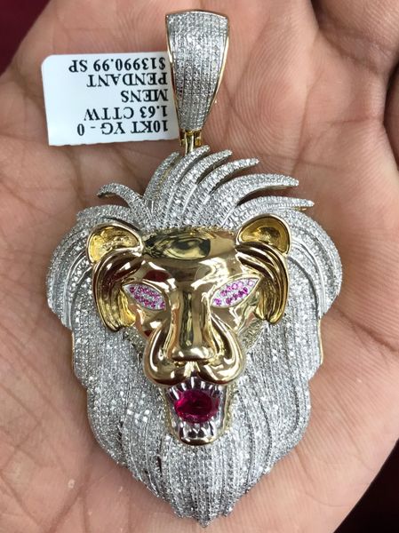 Gold lion hot sale head charm