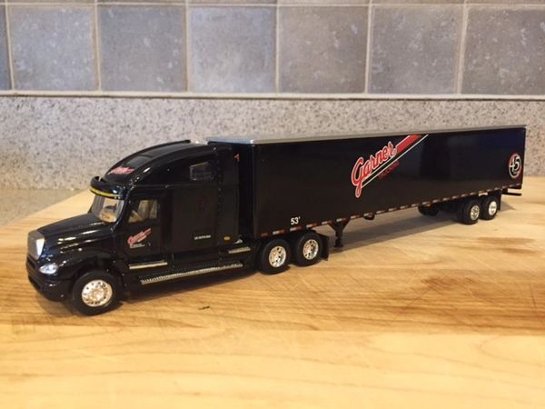 DG PRODUCTIONS GARNER TRUCKING 1/64 SCALE