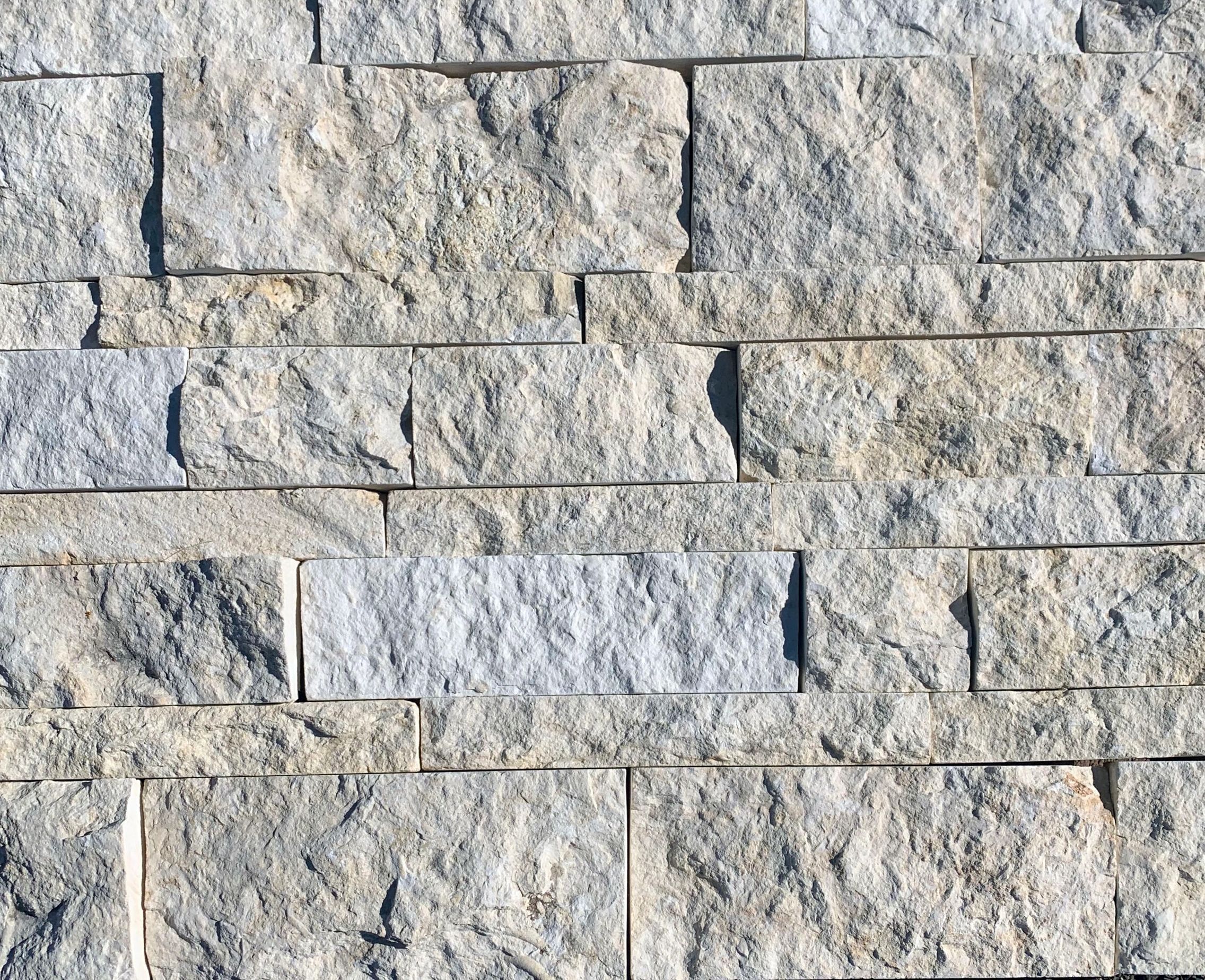 white sawn limestone veneer