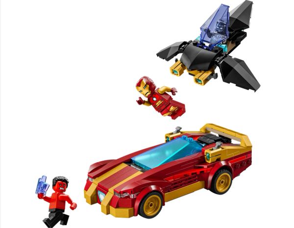 76310 Iron Man Car & Black Panther vs. Red Hulk