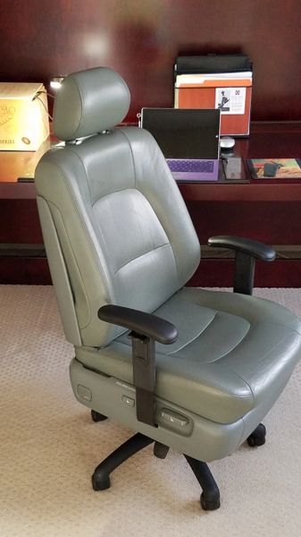 Thank You! - Lexus LS400 Coach Edition Power-Operated Leather Office Chair - Cypress