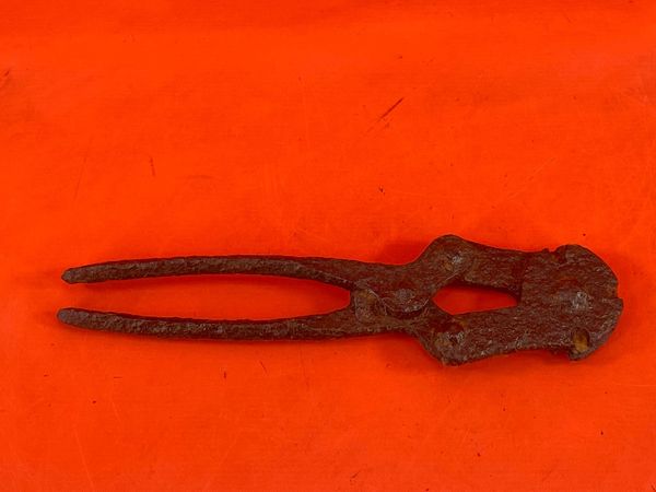 British soldiers 2nd pattern barbed wire cutters nice solid relic recovered from British trench line near the village of Mametz on the Somme battlefield in France this area saw very heavy fighting during the battle on the 1st July 1916.