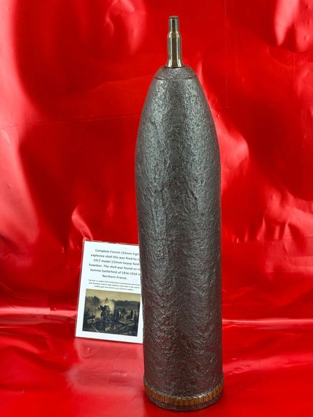 Complete French 155mm high explosive shell projectile nice condition with all original colours,no over paint fired by the 1917 model 155mm heavy field howitzer found on the Somme battlefield of 1916-1918