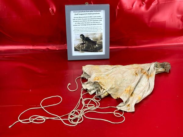 Totally rare complete drone parachute from the parachute of pilot Feldwebel K.Hubel in German Messerschmitt bf 109E-1 work number 3391 of 7/JG51 shot down on the 29th September 1940 during the Battle of Britain.