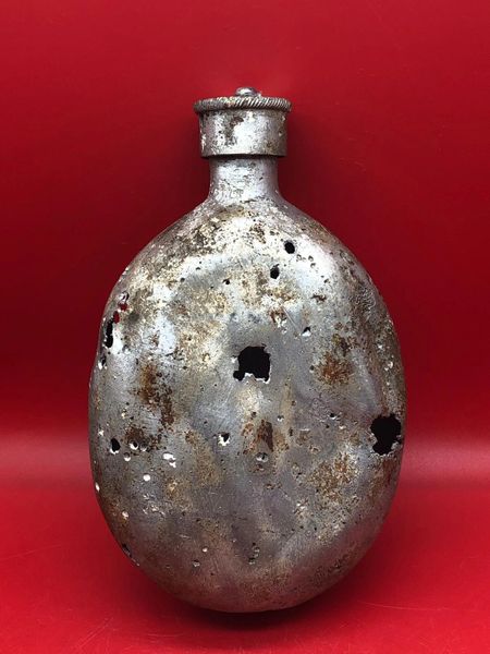German army issue aluminium water bottle maker marked dated 1940, nice relic used by soldier of the 132nd Infantry Division recovered on the Sevastopol battlefield in the Crimea 1941- 1942