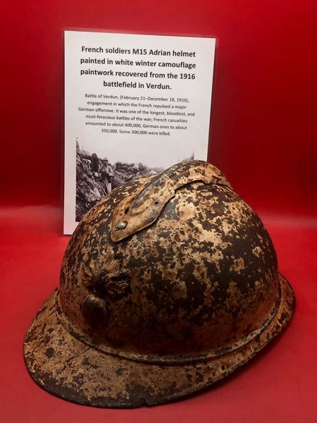 Very rare white winter camouflage painted French infantry soldiers M15 Adrian helmet lovely condition with badge found many years ago on the Verdun battlefield of 1914-1918 in France