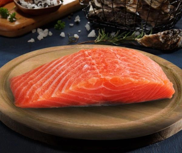 Norwegian Salmon Sashimi Grade - 8 oz