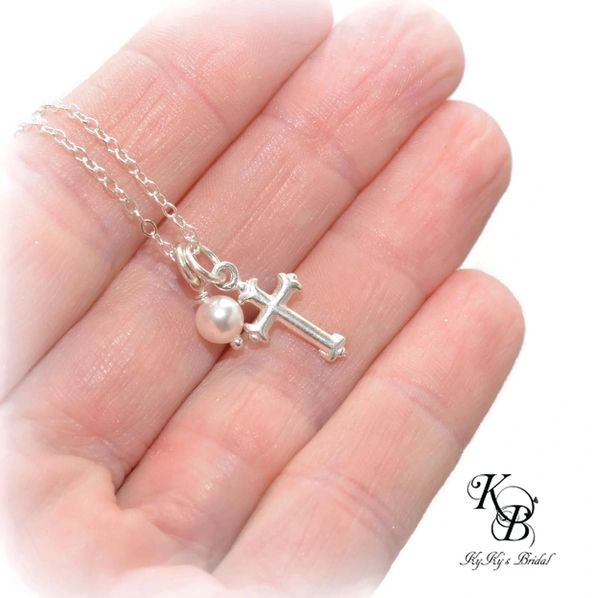 Baby cross necklace hot sale for baptism gold