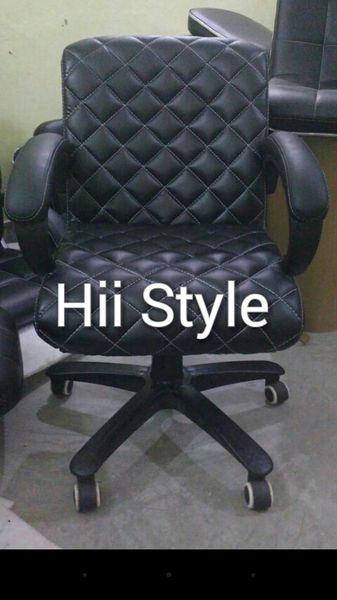 Staff Chair 00555