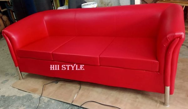 Hii store style furniture