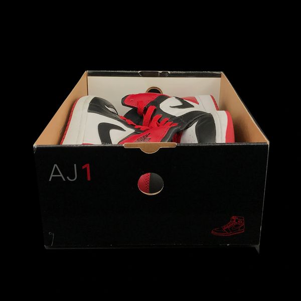 Nike Air Jordan 1 Retro 2008 Release Chicago Black Toe Size 9 | Doctor ...
