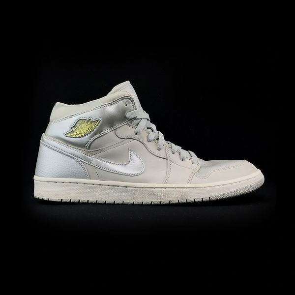 Nike Air Jordan 1 Retro + 2001 Silver 1 of 50K Size 12 | Doctor Funk's ...