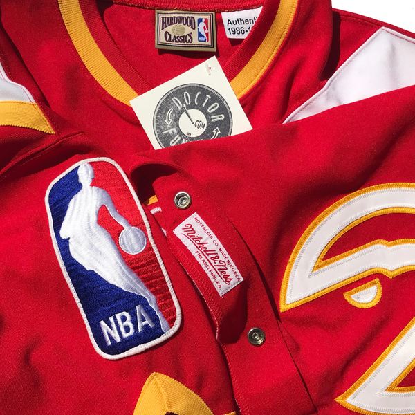 atlanta hawks vintage shirt