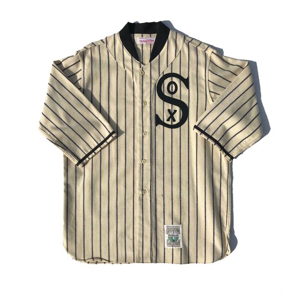 Boston Red Sox 1918 jersey by Mitchell and Ness