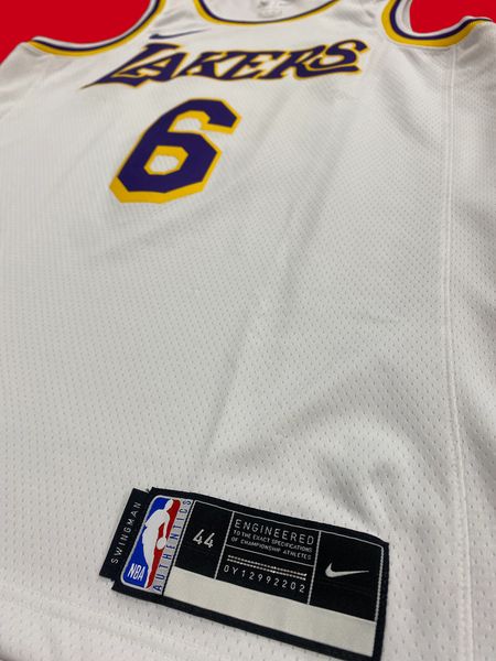 Nike Los Angeles Lakers Lebron James Home Jersey