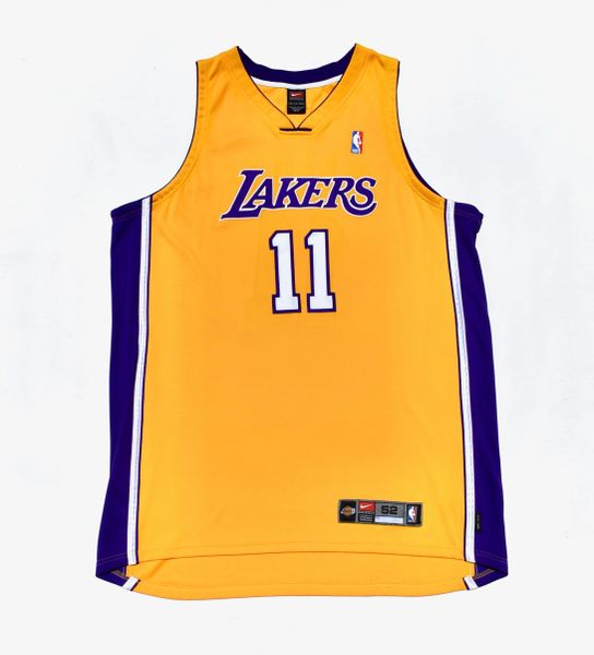 2003-04 Lakers Karl Malone Game Jersey – Memorabilia Expert