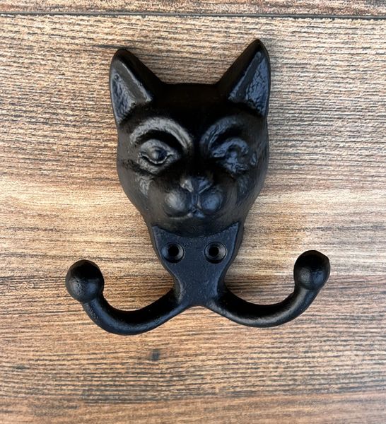 Vintage Look Cast Iron Wall Hook with Kitty Cat Face Design