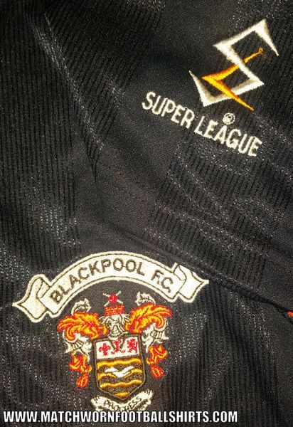 1999/2000 BLACKPOOL MATCH ISSUE AWAY SHORTS