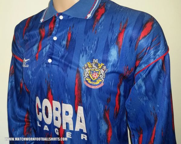 retro stockport county shirt