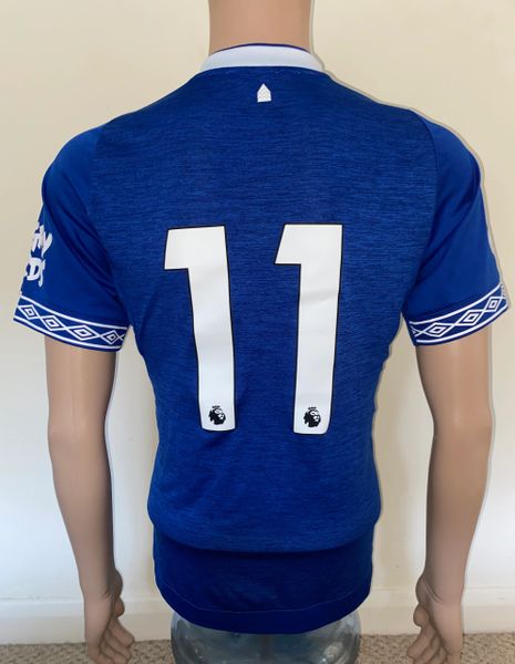 everton home warm up shirt