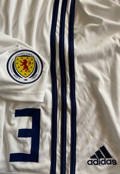 2017-19 SCOTLAND PLAYER ISSUE HOME SHORTS #3 *AS NEW* XL