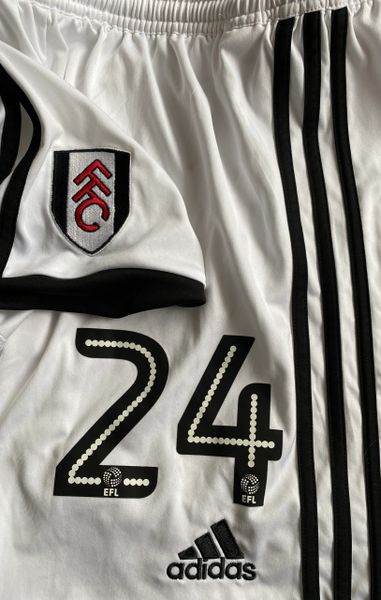 2016-17 FULHAM MATCH WORN AWAY SHORTS (#24 ALUKO)