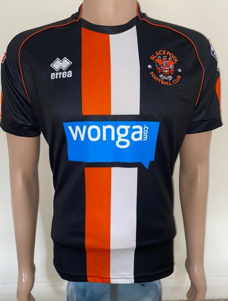 2014/15 BLACKPOOL MATCH WORN THIRD SHIRT (PERKINS #4 v CHARLTON ATHLETIC)