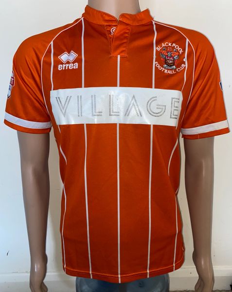 2015/16 BLACKPOOL MATCH WORN HOME SHIRT (FERGUSON #3)