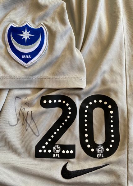 2019/20 PORTSMOUTH MATCH WORN AWAY SHORTS (RAGGETT #20)